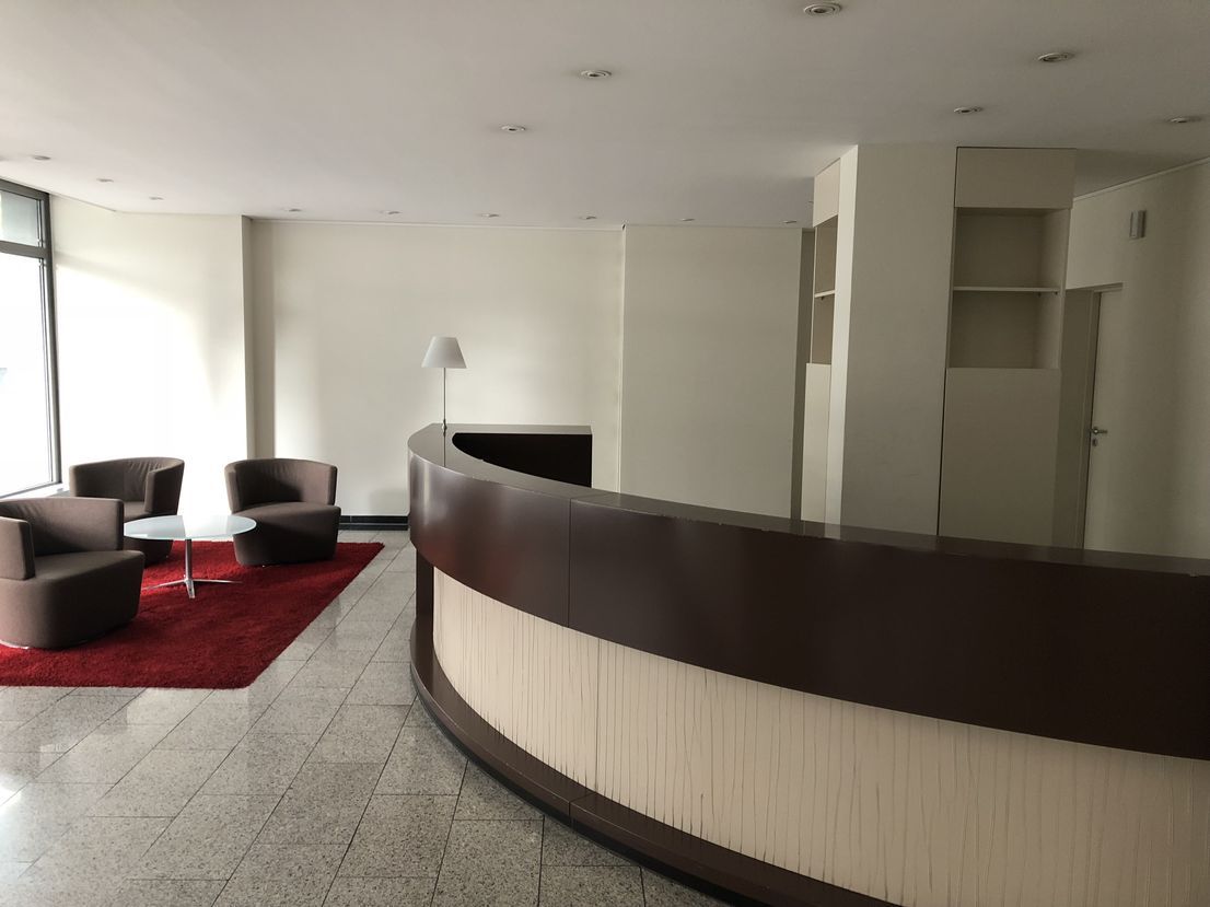 Bürohaus im Bahnhofsviertel