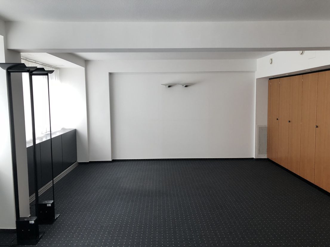 Bürohaus im Bahnhofsviertel