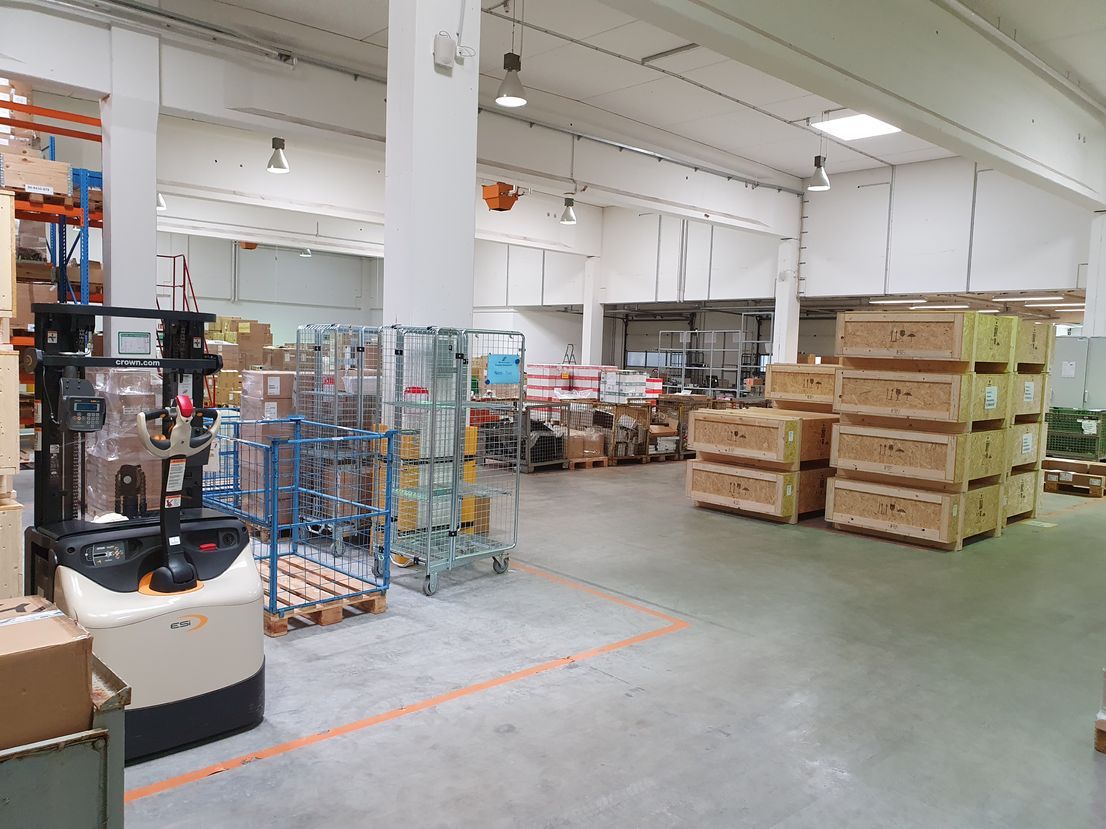 Hallenflächen mit Rampenandienung