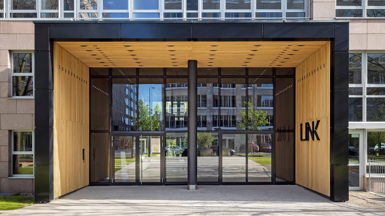 Modernisiertes Bürogebäude - Nachhaltig und effizient