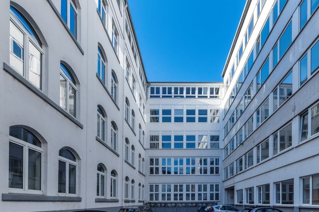 Großzügige Büroflächen in Bahnhofsnähe