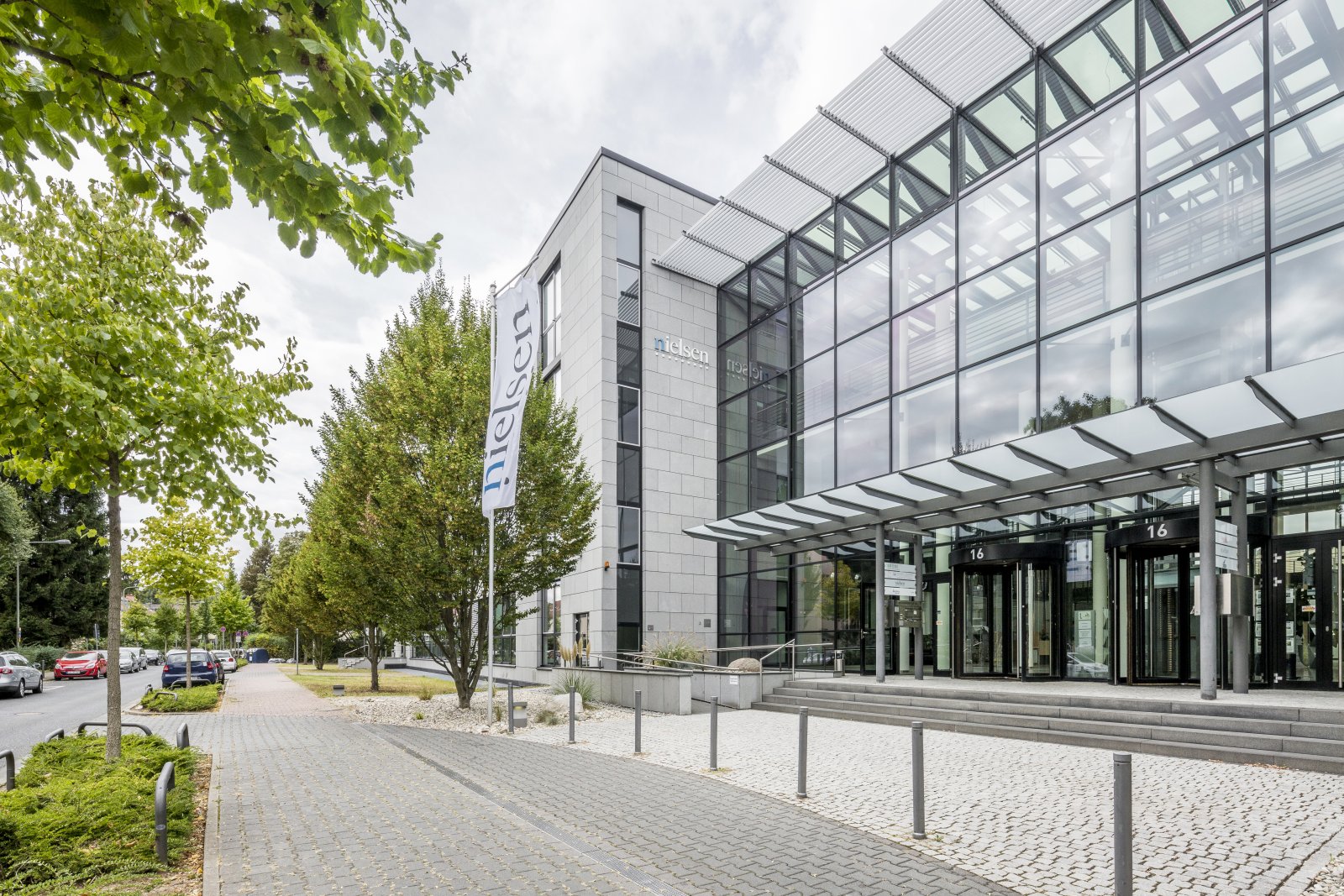 Repräsentative Büroflächen mit moderner Ausstattung