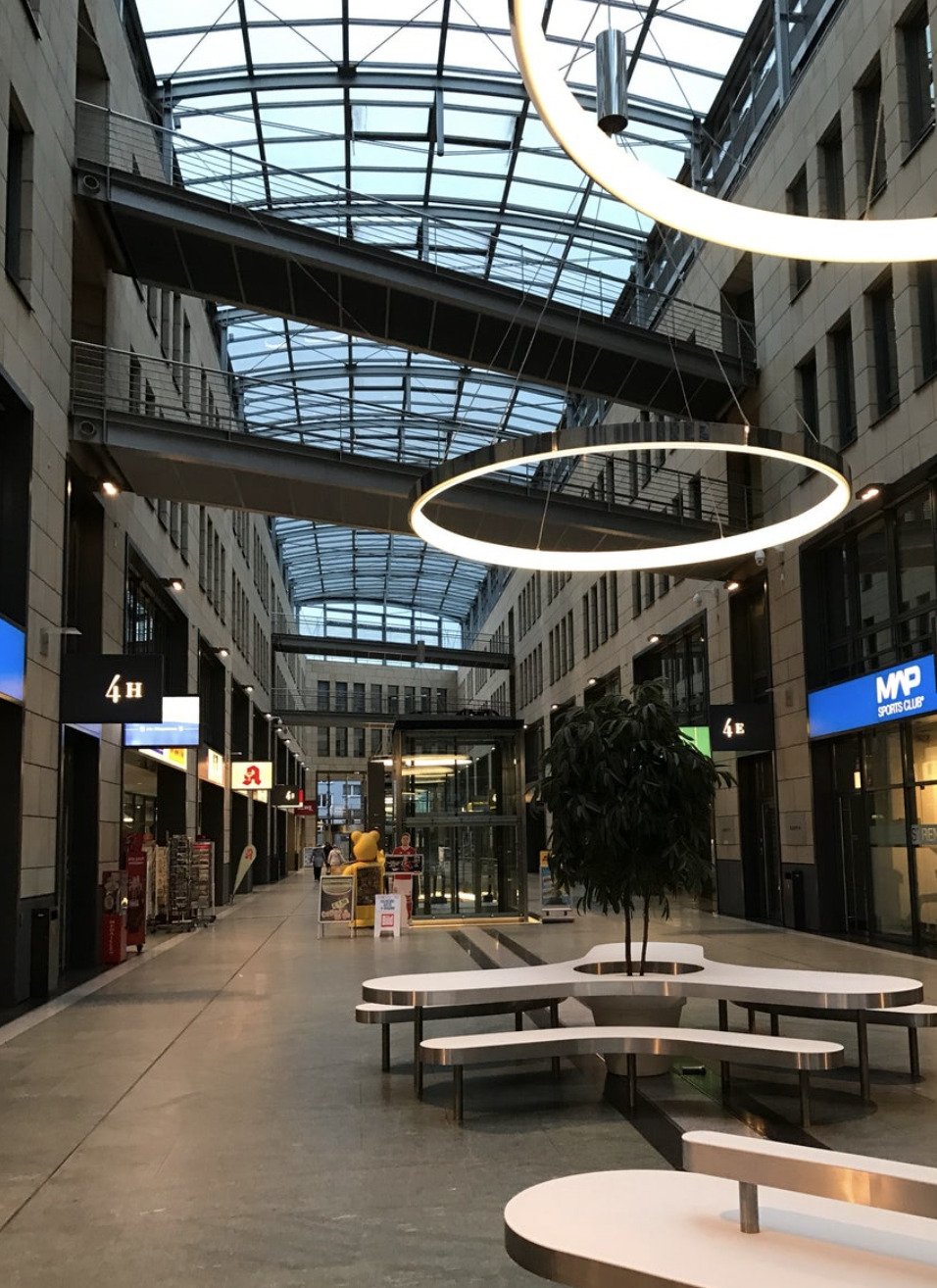 Hochwertige Büro- und-Praxisflächen in zentraler Lage