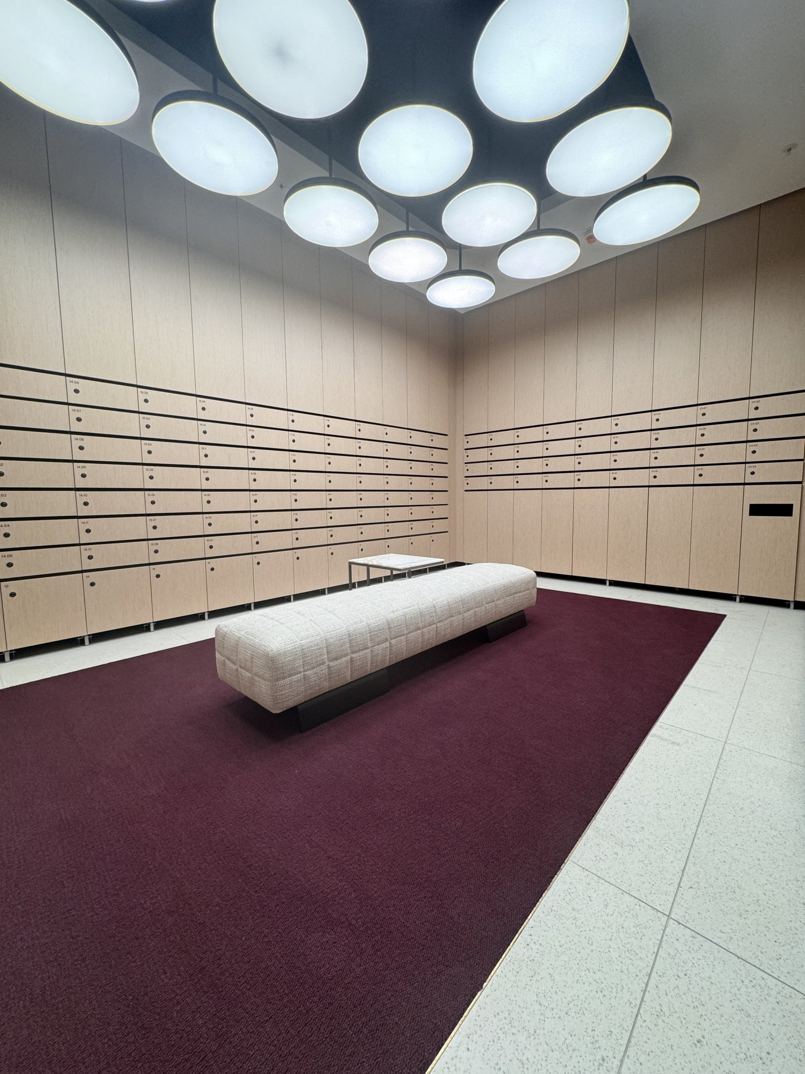 Stilvoll möblierte 2-Zimmer-Wohnung mit 68 m² Wohnfläche im renommierten FOUR
