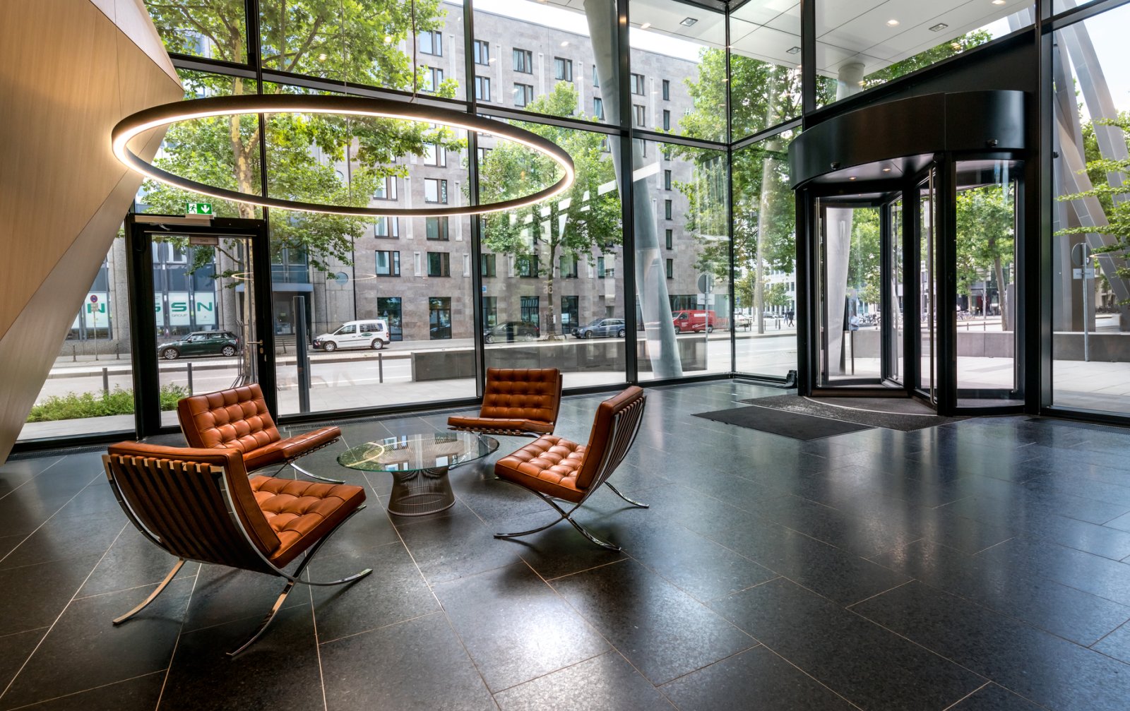 Exklusive Büroflächen im Bankenviertel