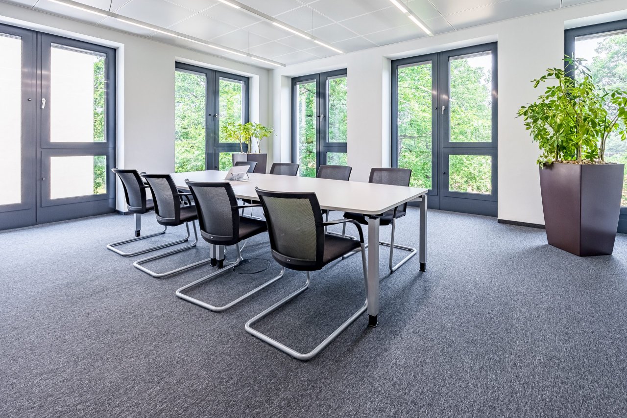 Lindbergh parkside office - Gateway Gardens