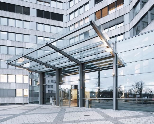 Modernisierter Bürokomplex in Niederrad
