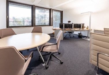 Modernisiertes Bürogebäude im Süden Frankfurts