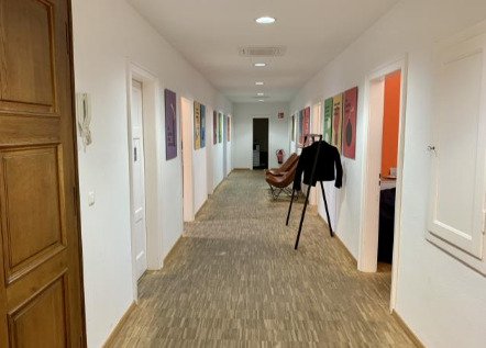 Repräsentative Altbauetage direkt am Hauptbahnhof