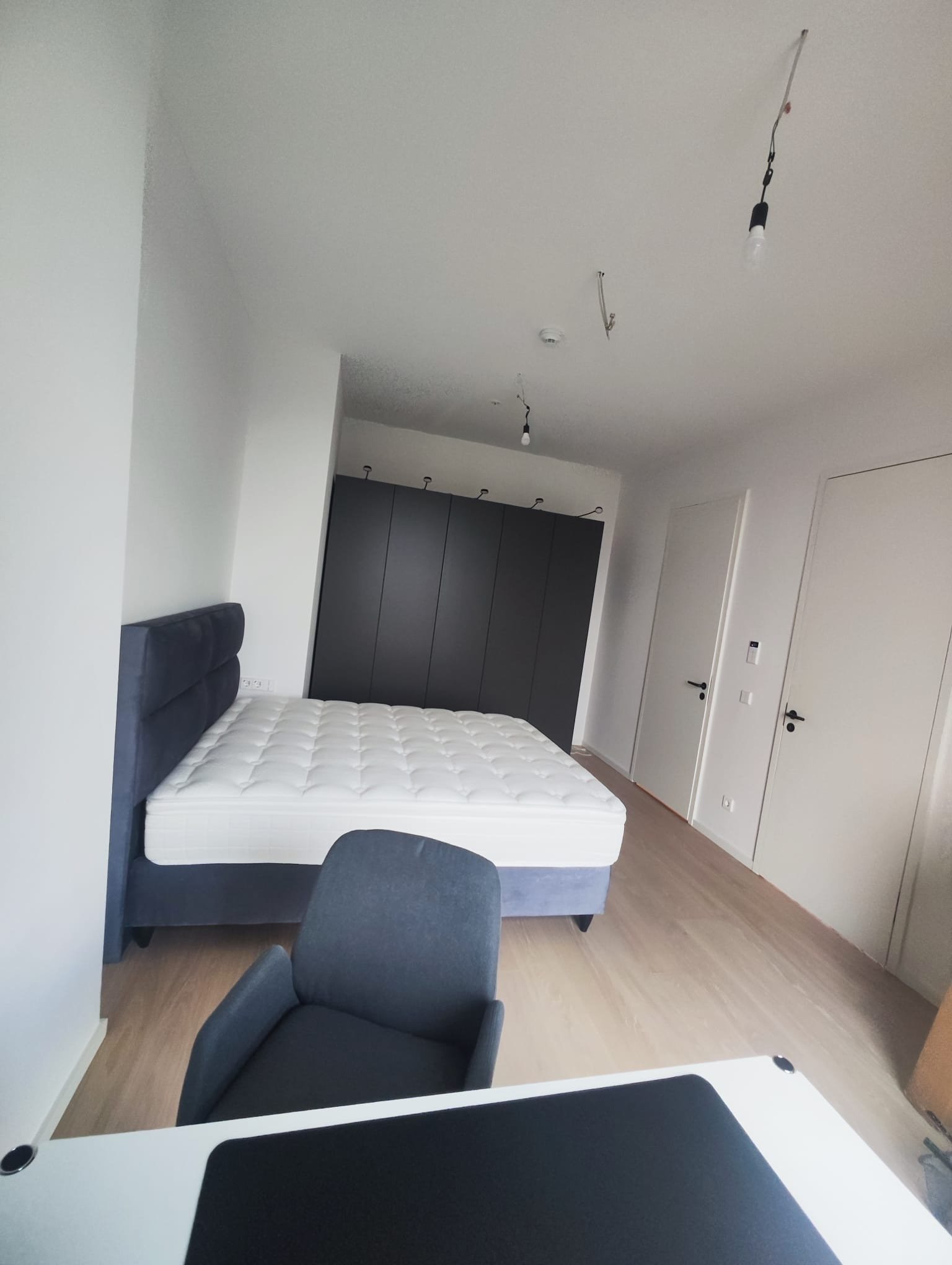 Luxuriöse, vollmöblierte 2-Zimmer-Wohnung zu verkaufen