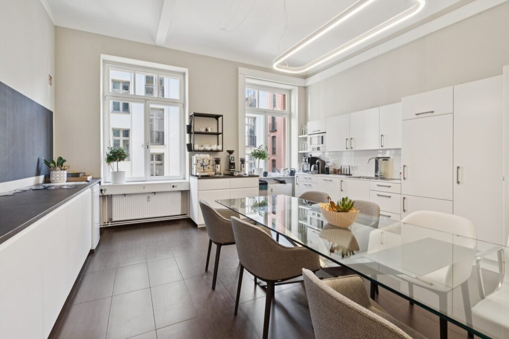 Repräsentative Bürofläche im revitalisierten Altbau