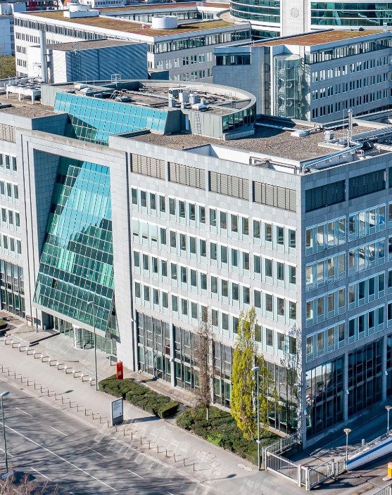 Bis zu 6.000 m² moderne Büroflächen | teilbar | 24/7 Empfang | Top-Anbindung 