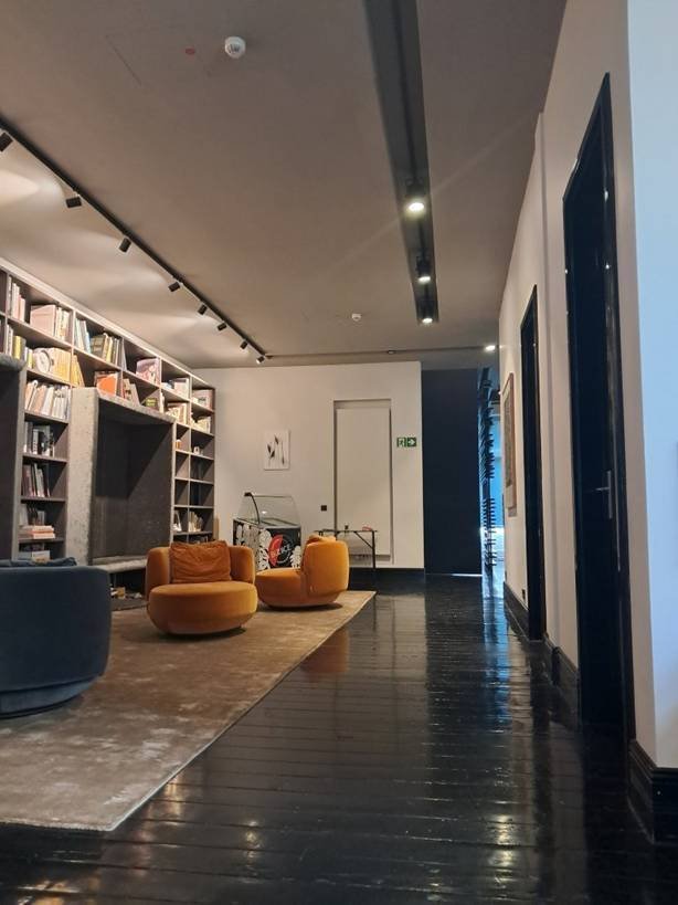 Repräsentative Bürofläche mit Dachterrasse – erstklassige Adresse am Frankfurter Hauptbahnhof