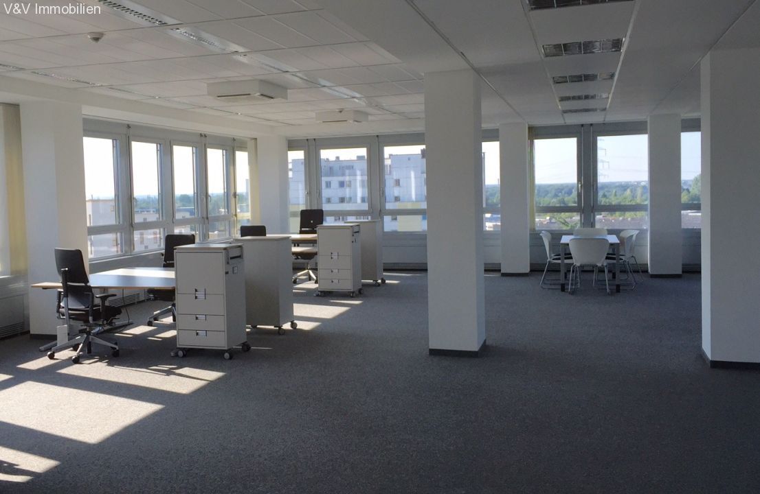 Büroflächen mit Blick über Frankfurt