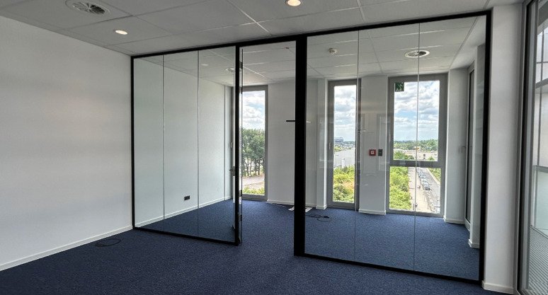 Exklusiver Bürogebäude in den Gateway Gardens