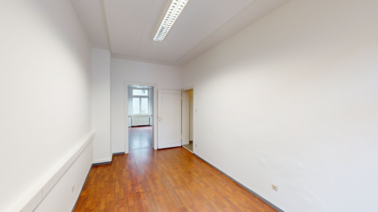 Innenansicht Mittelhaus 3. Obergeschoss (1) Innenansicht Mittelhaus 3. Obergeschoss (1)