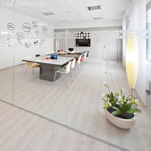 Ausbaubeispiel Meetingraum Ausbaubeispiel Meetingraum