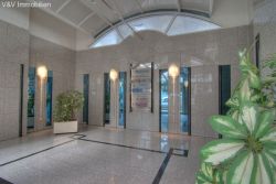 Foyer Foyer