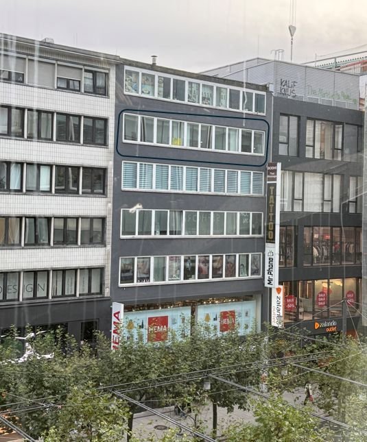 Frankfurt am Main: Sanierte Büro- / Praxisfläche in 1A-Lage – direkt auf der Zeil 