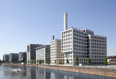 Moderne Büroflächen am Ufer des Mains