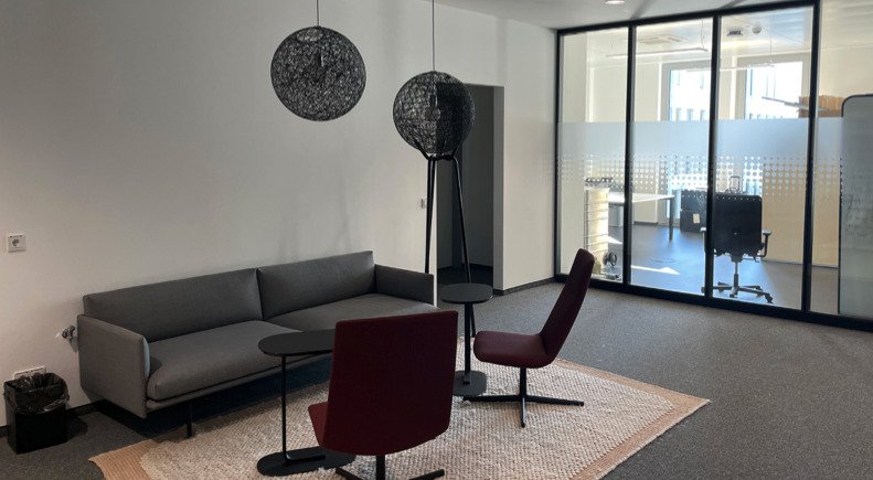 Exklusiver Bürogebäude in den Gateway Gardens