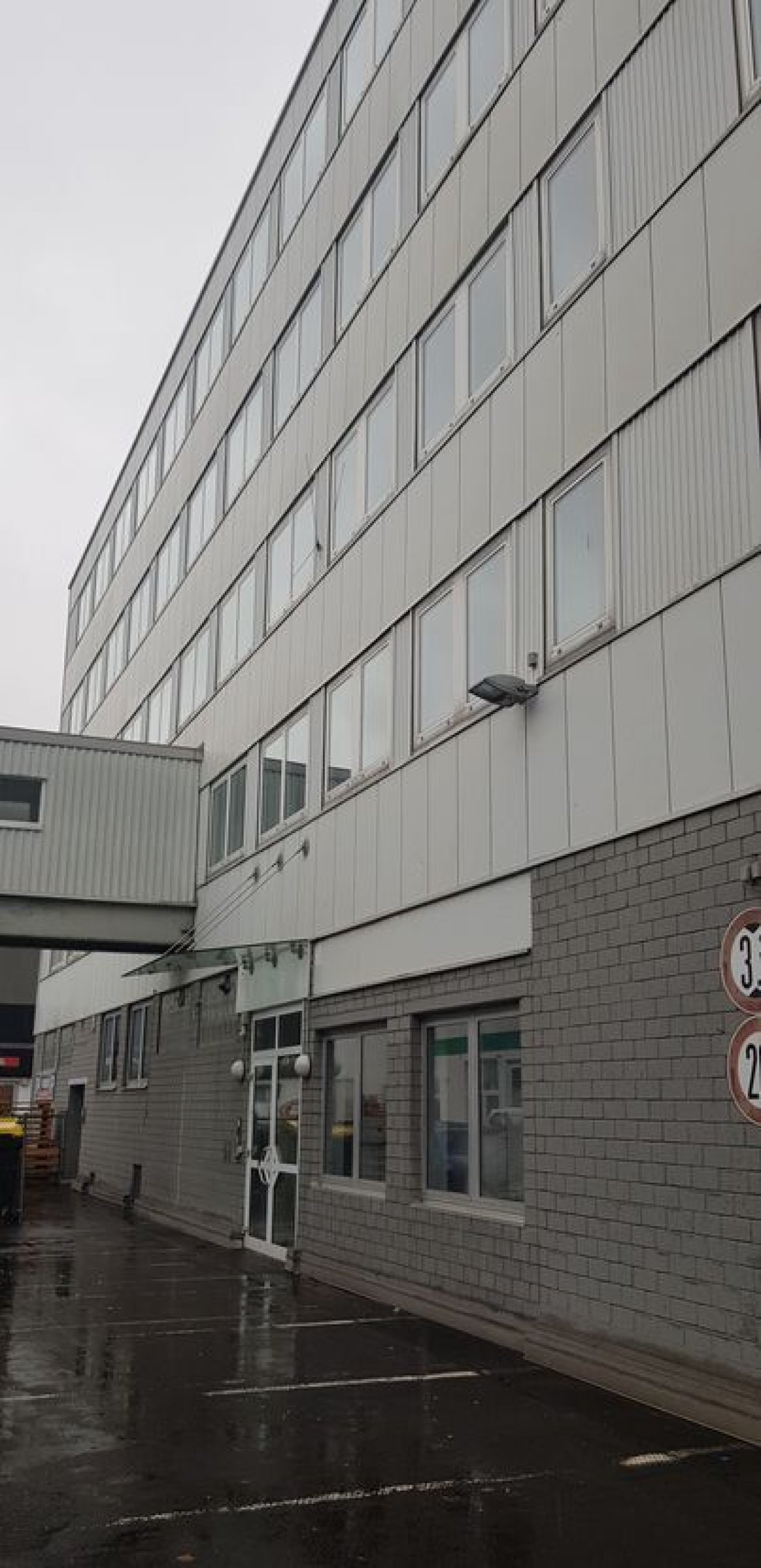 Gebäudeansicht Gebäudeansicht