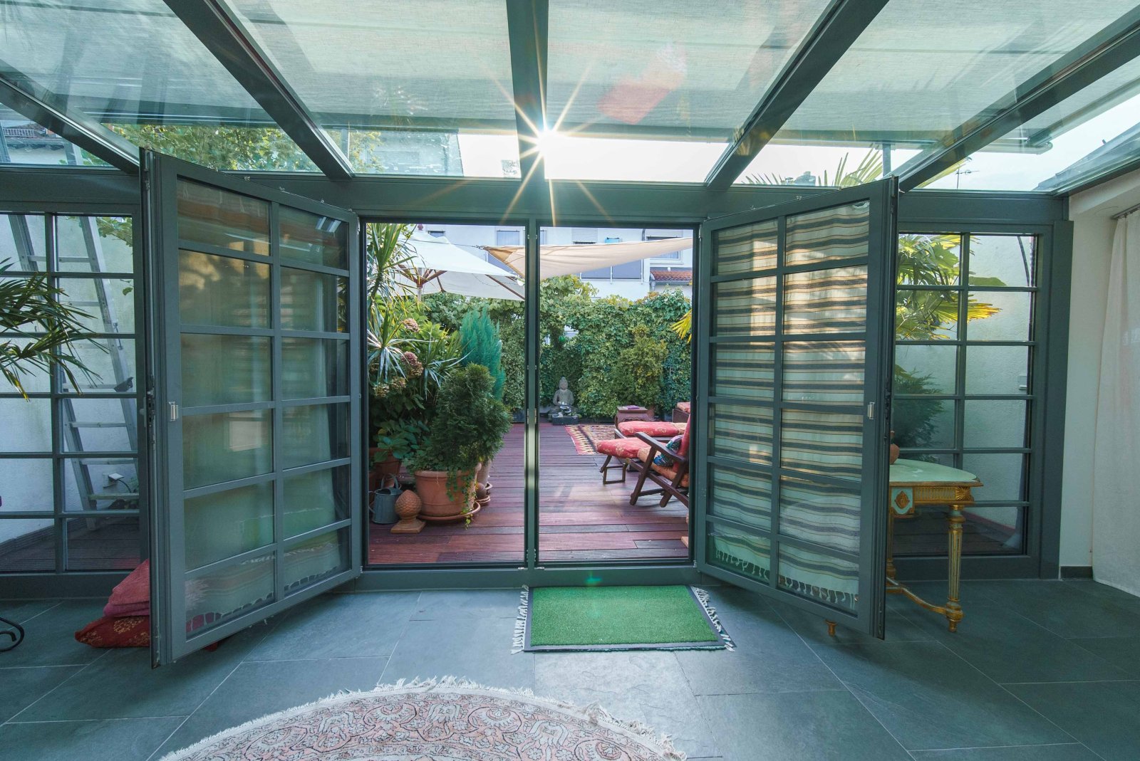 Bright winter garden: Your personal wellness paradise with seamless indoor-outdoor transition Bright winter garden: Your personal wellness paradise with seamless indoor-outdoor transition