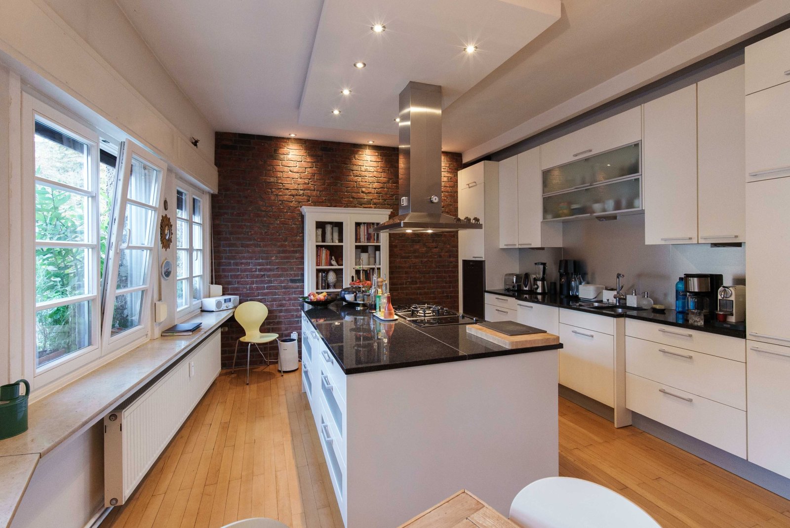 Loft kitchen with charm: brick wall meets modern functionality - cooking at the highest level! Loft kitchen with charm: brick wall meets modern functionality - cooking at the highest level!